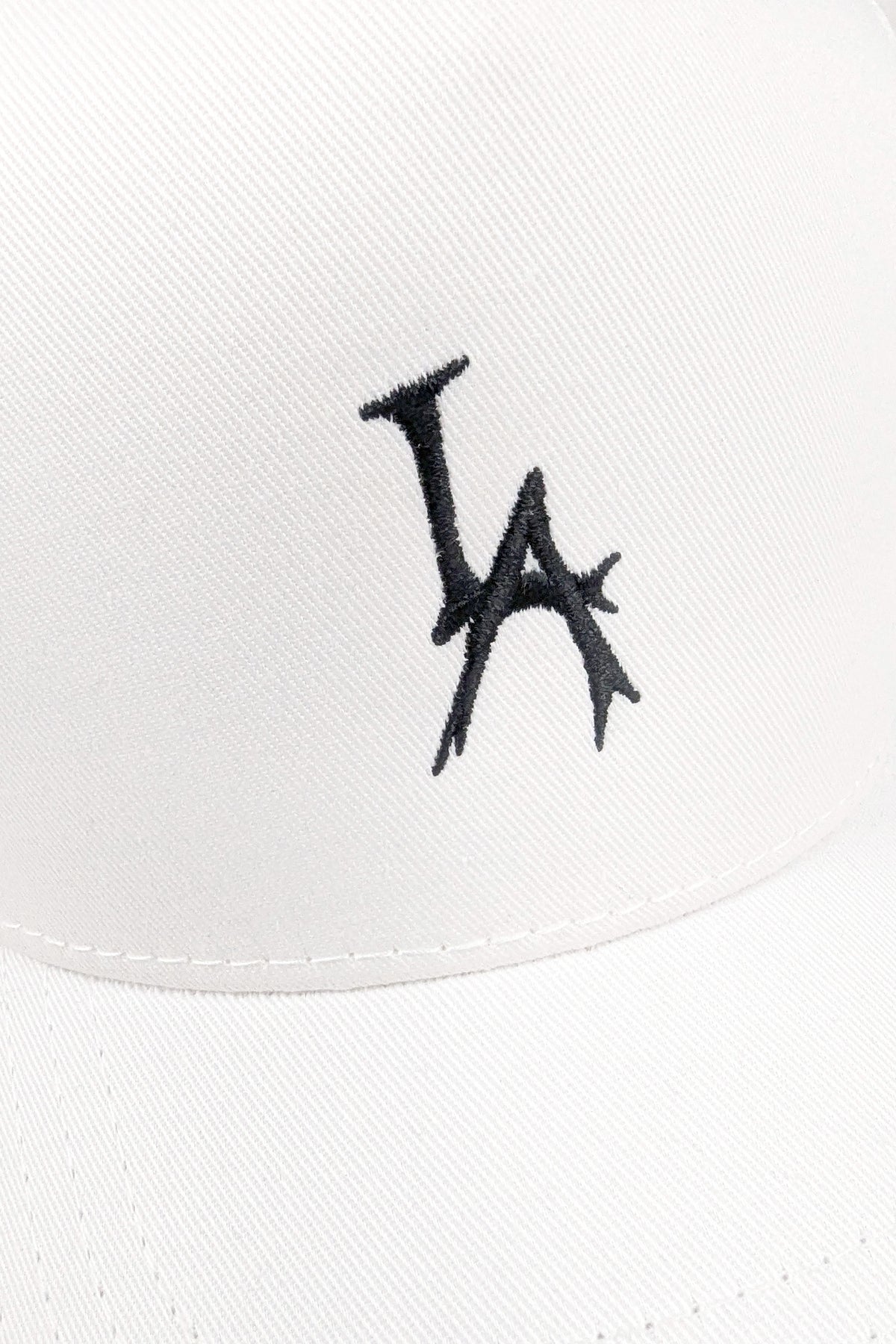 LA Hat White ACCESSORIES | HAT THE CELECT