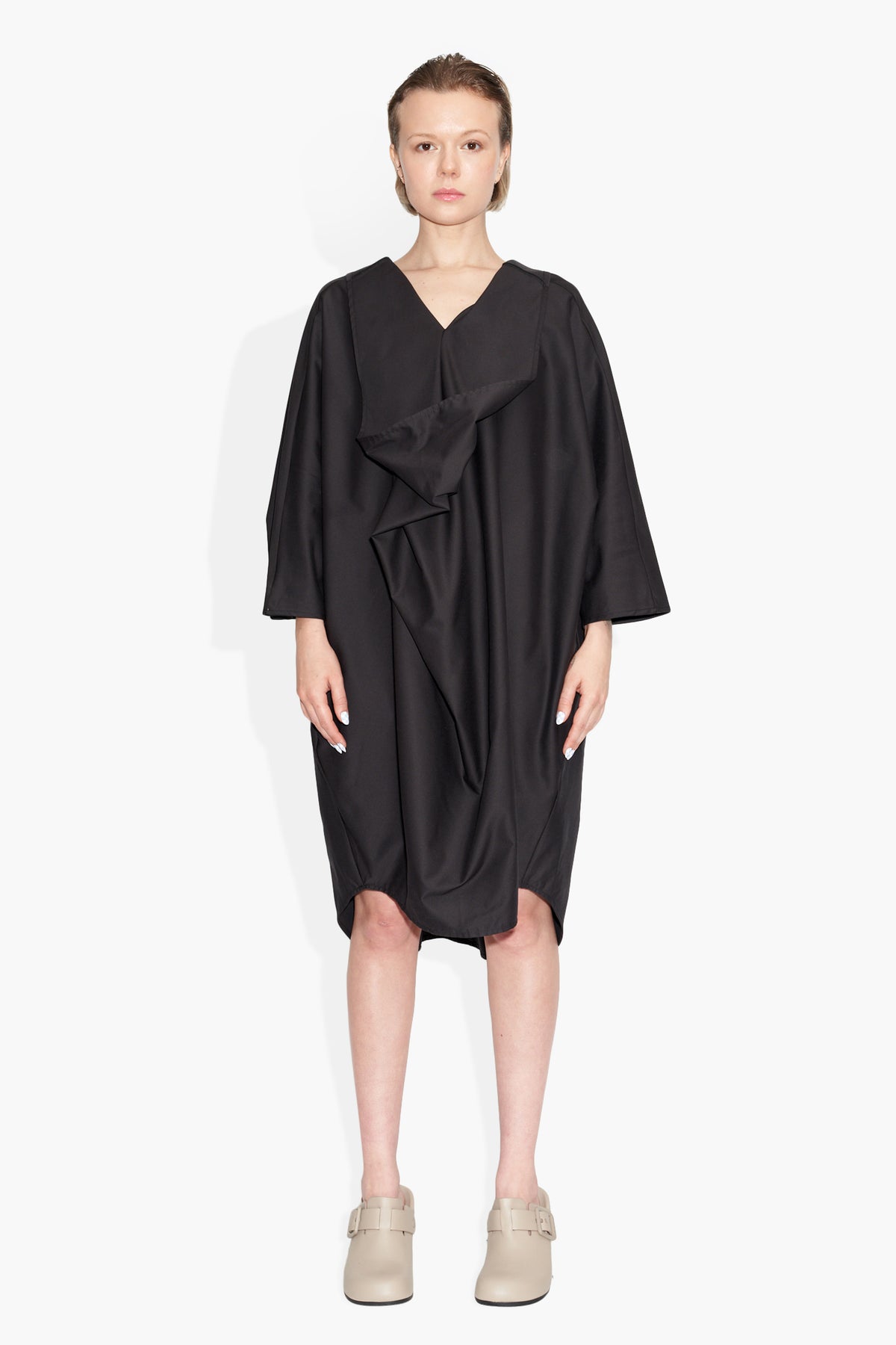 Poncho Dress Black DRESSES THE CELECT WOMAN