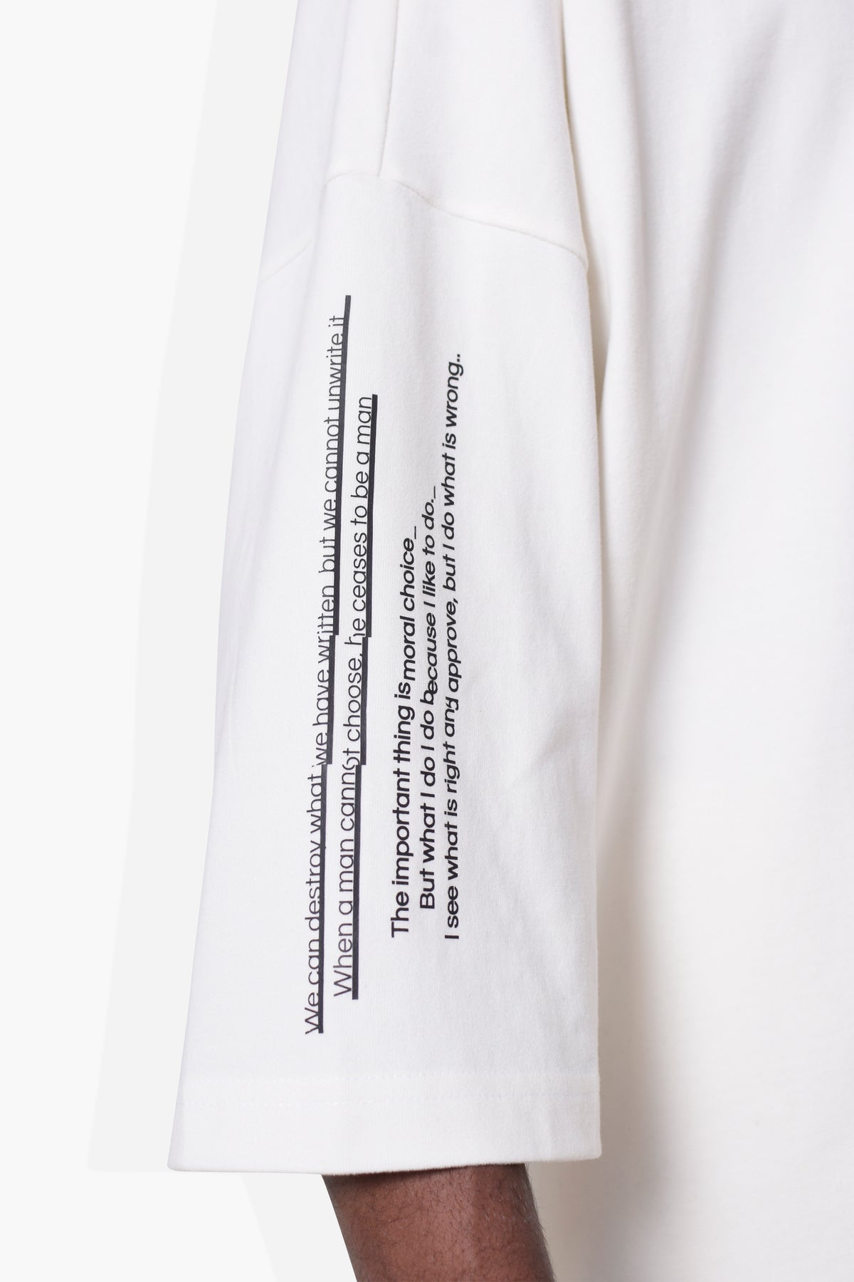 Sayings T OFF WHT KNITS | GRAPHIC THE CELECT MENS