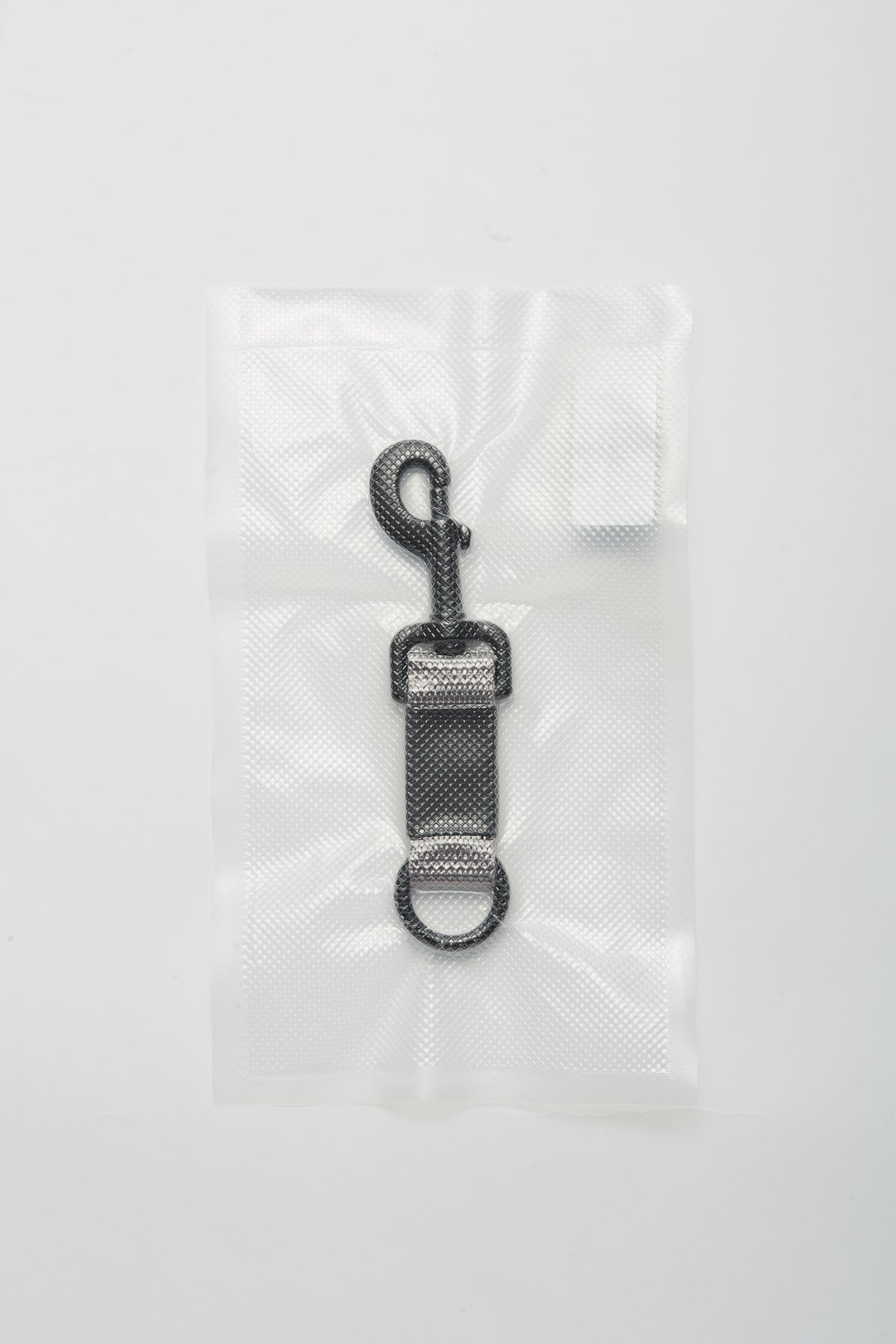 Minimal Keychain Silver ACCESSORIES | KEYCHAIN THE CELECT   