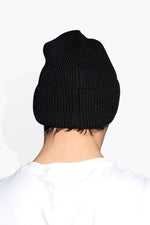 Cashmere Beanie Black ACCESSORIES | HAT THE CELECT   