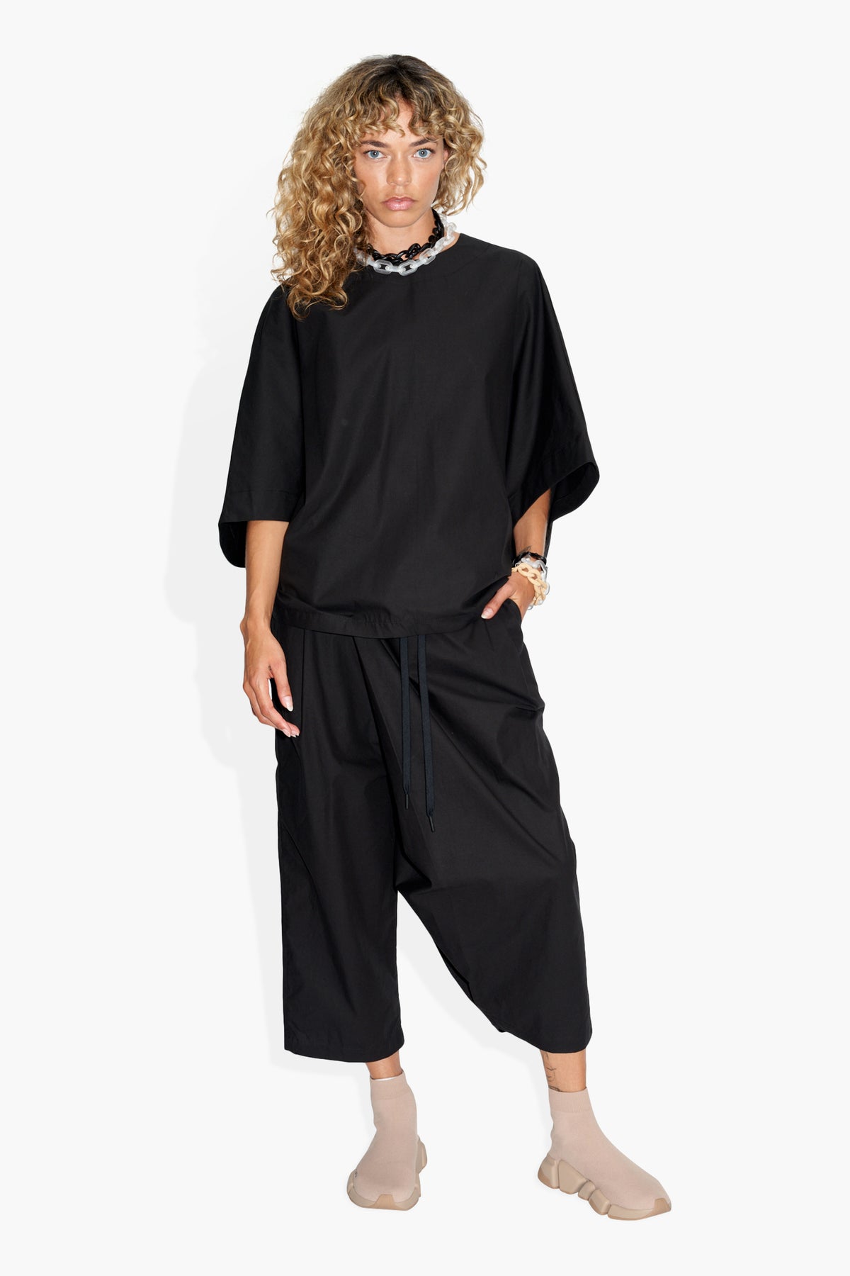 Tethered Poncho Black BLOUSES | SHORT SLEEVE THE CELECT WOMAN